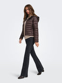 ONLTAHIA LW QUILTED HOOD JKT O TW CC OTW 15352020